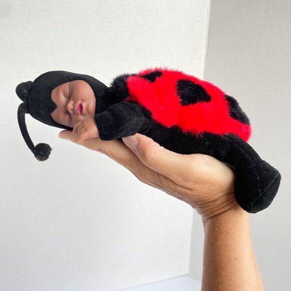 Vintage 1997 Ann Geddes Darker Skin Ladybug Plush Sleeping Doll, Red & Black - Picture 2 of 8